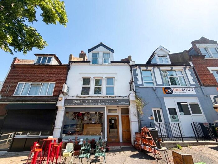 2 Bedroom Flat To Rent In Elmers End Road, Beckenham, BR3