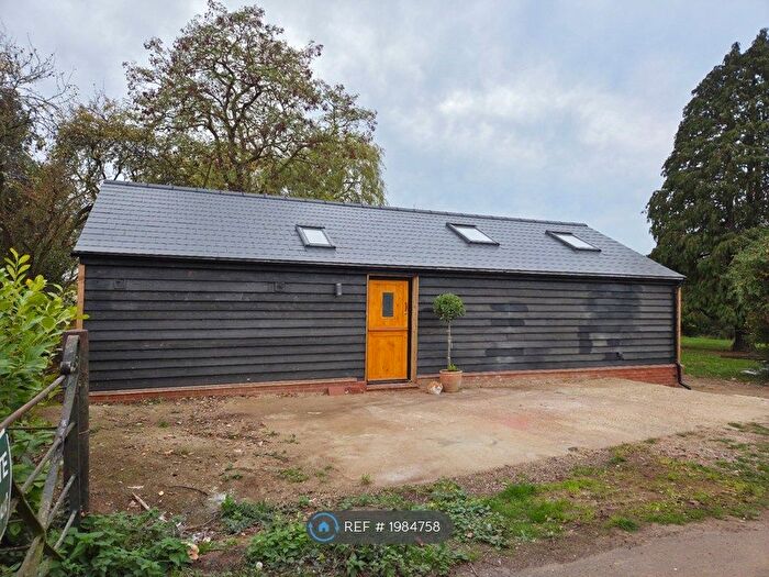 2 Bedroom Bungalow To Rent In Bottle Lane, Ongar, CM5