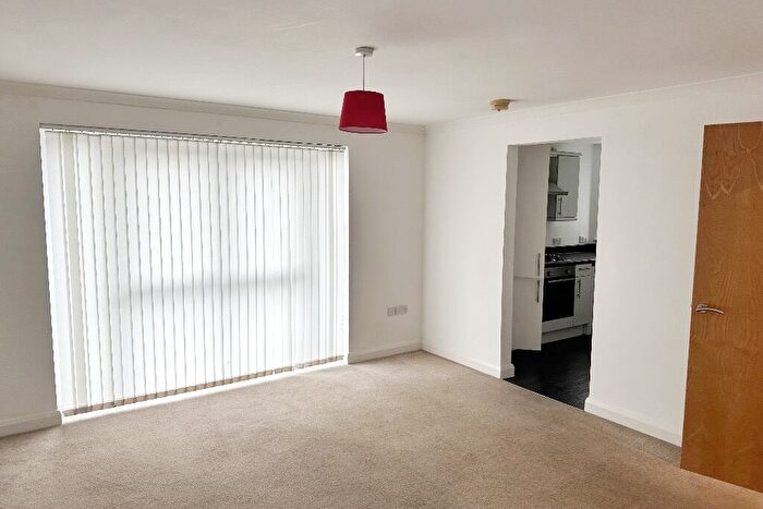 2 Bedroom Apartment To Rent In Rokerlea, SR6