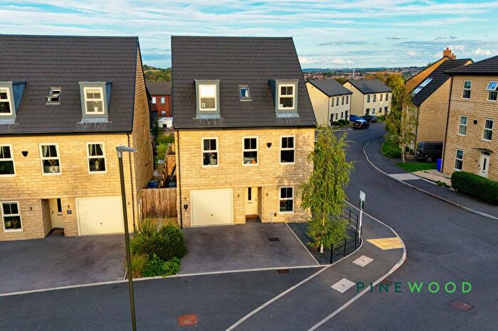 5 Bedroom Detached House For Sale In Hulford Street, Dunston, Chesterfield, Derbyshire, S41