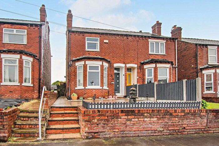 3 Bedroom Semi Detached House For Sale In Woodhouse Mount, Normanton, Wakefield, WF6
