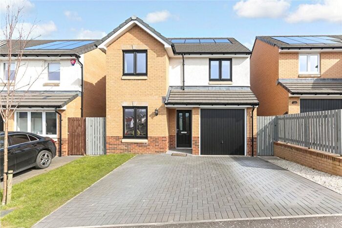 4 Bedroom Detached House For Sale In Munley Way, Neilston, Glasgow, East Renfrewshire, G78