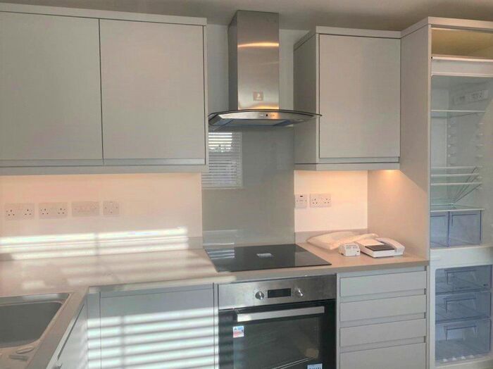 1 Bedroom Flat To Rent In Armstrong Road, Englefield Green, Egham, Surrey, TW20