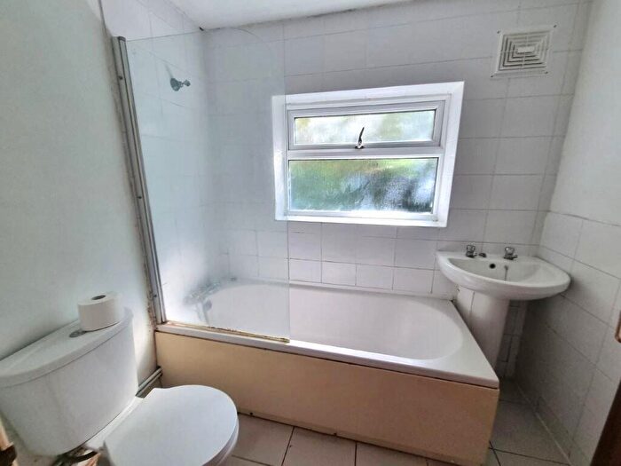 3 Bedroom Terraced House For Sale In Rectory Road, Ipswich, ., ., IP2