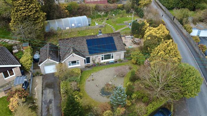 2 Bedroom Detached Bungalow For Sale In Forest Road, Lampeter, SA48