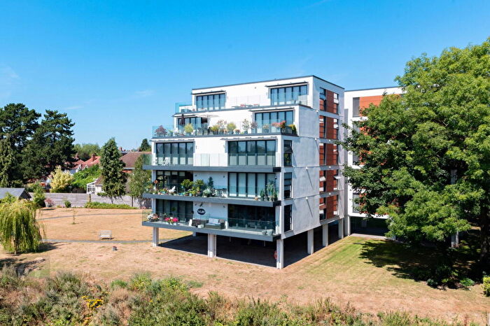 2 Bedroom Apartment For Sale In Greyfriars Avenue, Hereford, HR4