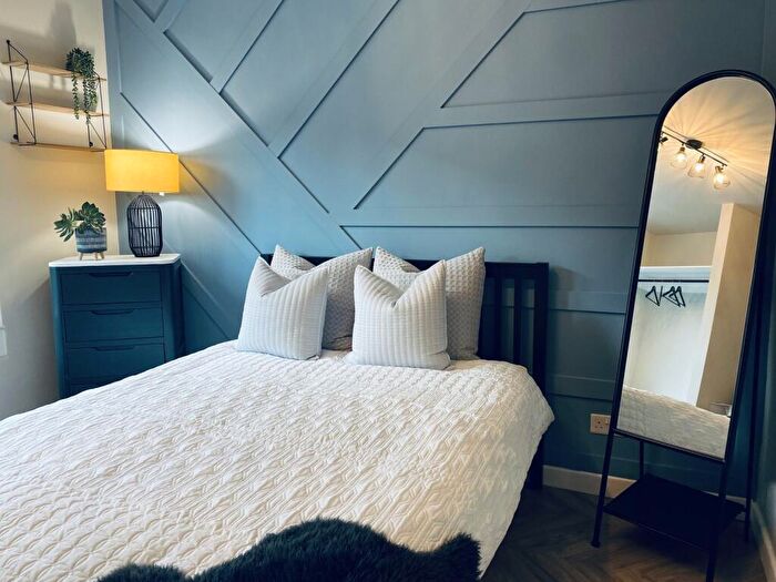 5 Bedroom House To Rent In Sladebrook Avenue, The Oval, Bath, BA2