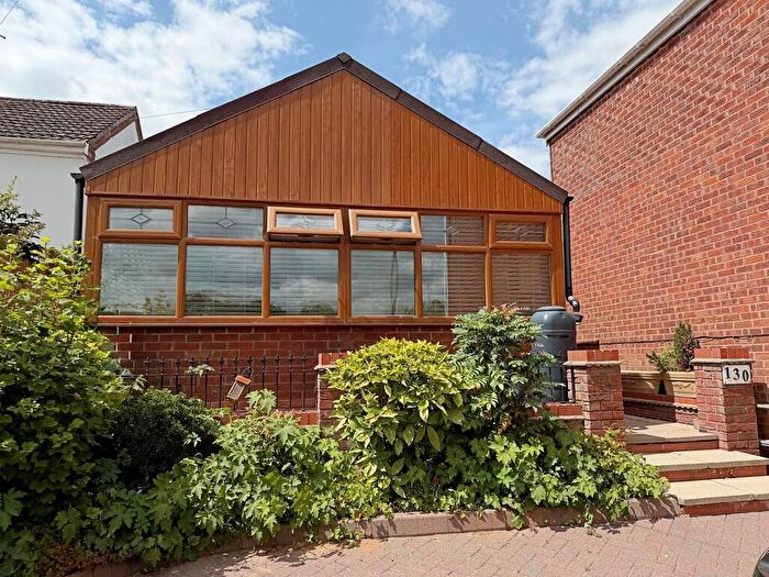 2 Bedroom Detached Bungalow For Sale In Albion Street, Kenilworth, CV8