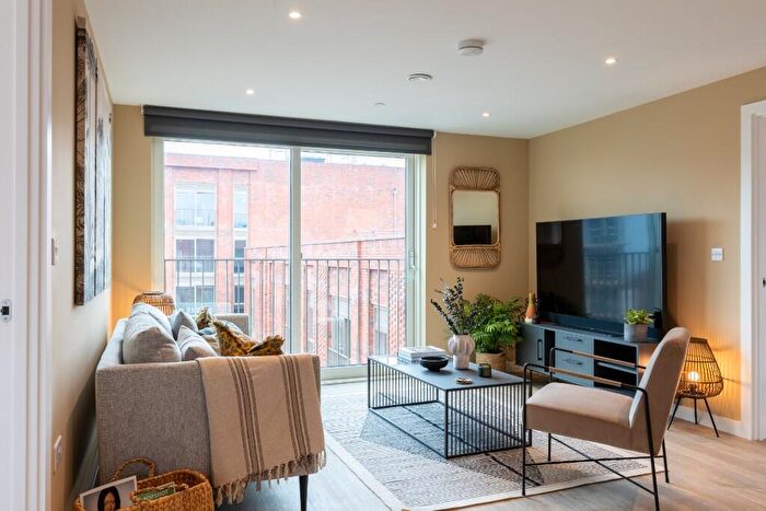 2 Bedroom Flat To Rent In Flat, Hairpin House, Bradford Street, Birmingham, B12