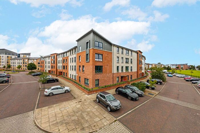 2 Bedroom Apartment For Sale In Richmond Park Terrace, Oatlands, Glasgow, G5