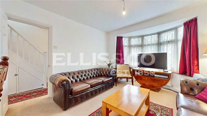 3 Bedroom End Of Terrace House For Sale In Park View, Wembley, HA9
