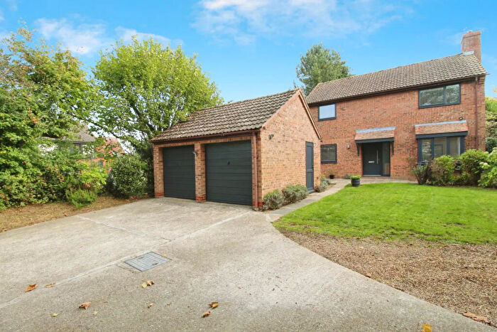 4 Bedroom Detached House For Sale In Globe Lane, Norwich, NR13