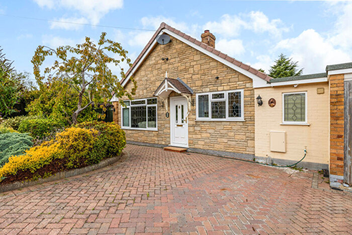 3 Bedroom Detached House For Sale In Sarum Way, Hungerford, West Berkshire, RG17