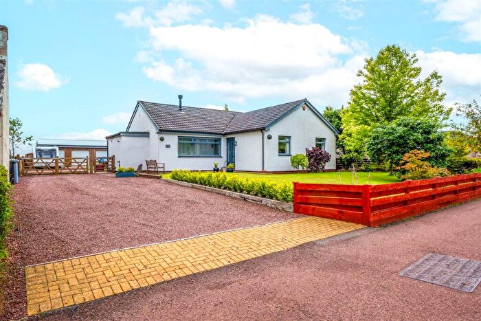 4 Bedroom Detached Bungalow For Sale In Main Street, Braehead, Forth, ML11