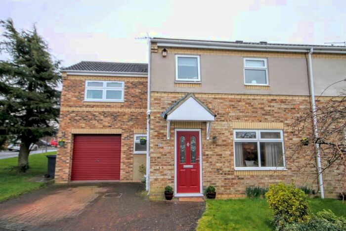 4 Bedroom Semi-Detached House For Sale In Fountains Way, Morton On Swale, Northallerton, DL7