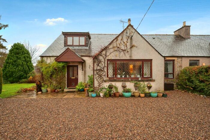 4 Bedroom Semi-Detached House For Sale In Orton, Fochabers, Moray, IV32