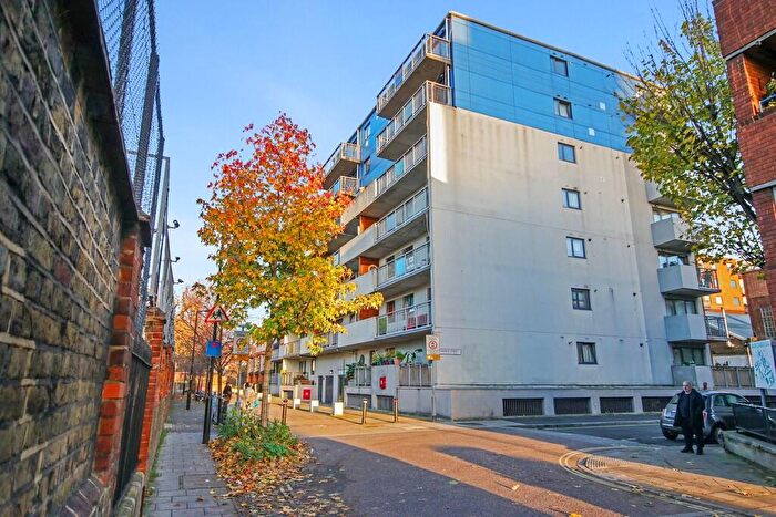 1 Bedroom Apartment To Rent In Laurel Apartments, Townsend Street, SE17