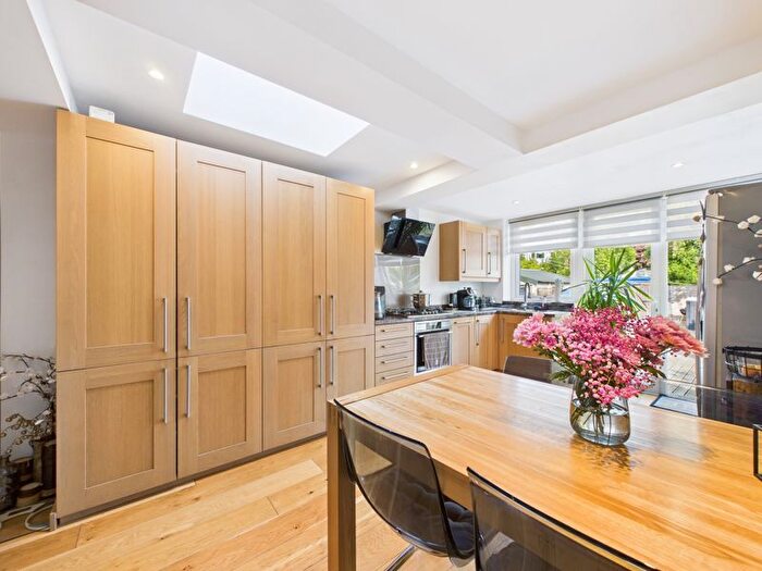 2 Bedroom Semi-detached House For Sale In Milton Road, Caterham, CR3