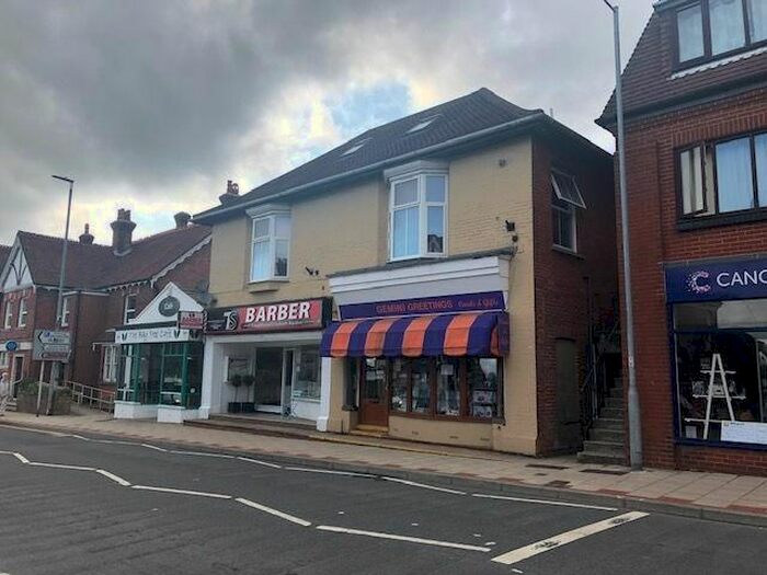 2 Bedroom Flat To Rent In Portman House, High Street, Heathfield, East Sussex TN21