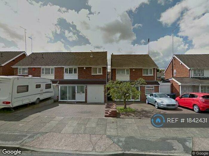 3 Bedroom Semi-Detached House To Rent In Stanton Road, Birmingham, B43