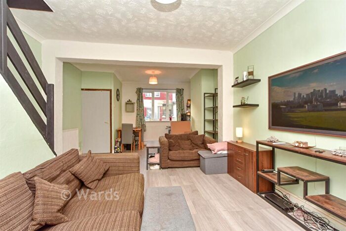 2 Bedroom Terraced House For Sale In Burnt Oak Terrace, Gillingham, Kent, ME7