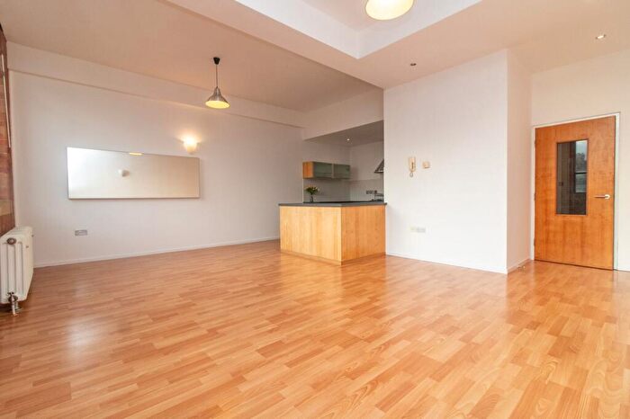 2 Bedroom Flat For Sale In Charles Street, Leicester, LE1
