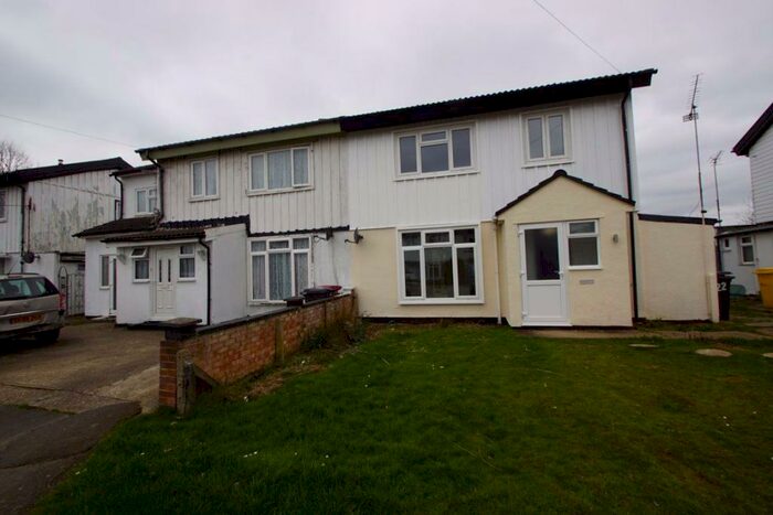 3 Bedroom House To Rent In Ward Gardens, SL1