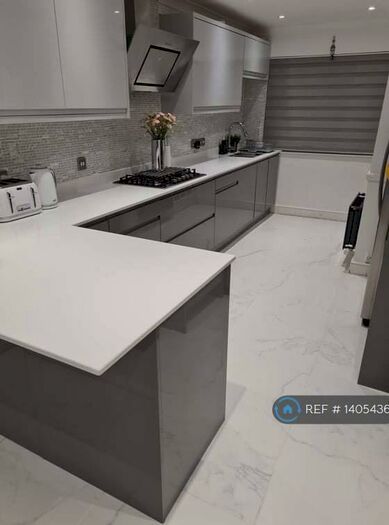 4 Bedroom End Of Terrace House To Rent In Markfield, South Croydon, CR0