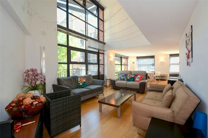 2 Bedroom Flat To Rent In City Pavilion, Britton Street, Clerkenwell, London, EC1M