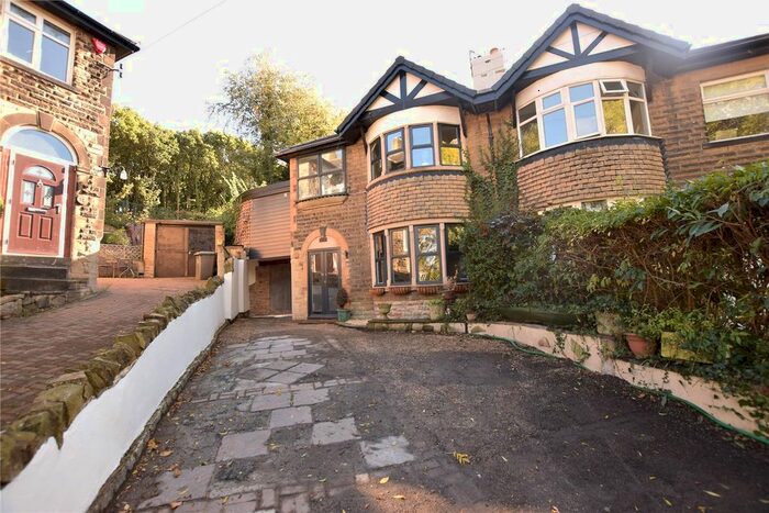 2 Bedroom Flat To Rent In The Rise, Kirkstall, Leeds, LS5