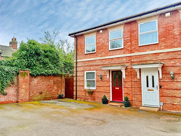 3 Bedroom Property To Rent In Corsbie Close, Bury St. Edmunds, IP33