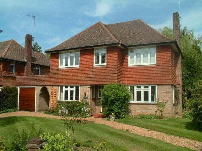 3 Bedroom Detached House To Rent In Hurst Green, Oxted, Surrey, RH8