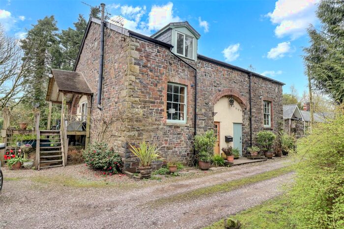 3 Bedroom Detached House For Sale In East Anstey, Tiverton, EX16