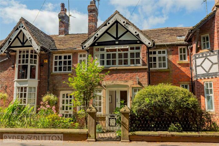 2 Bedroom Terraced House For Sale In Heywood Old Road, Heywood, OL10