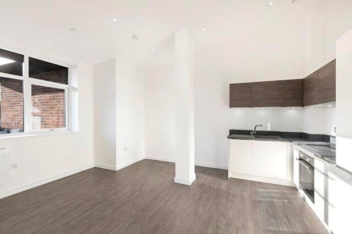 1 Bedroom Flat To Rent In Knoll Road, Camberley, GU15