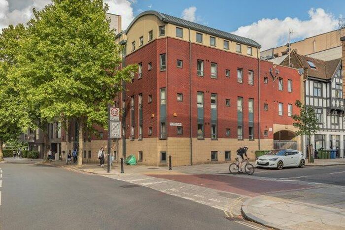 2 Bedroom Flat To Rent In Old Jamaica Road, London, SE16