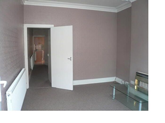 3 Bedroom Terraced House To Rent In Down Street, Leicester, LE4