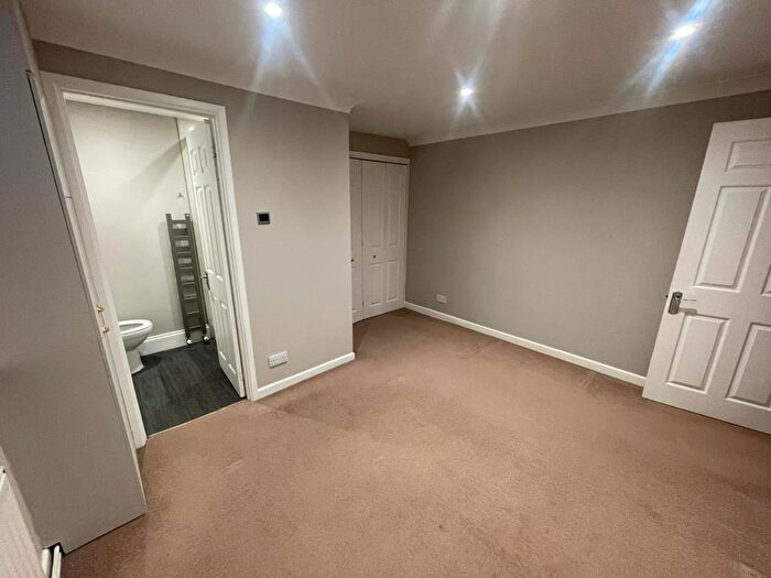 1 Bedroom Detached Bungalow To Rent In Milton-under-wychwood, Chipping Norton, OX7