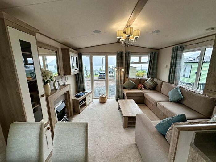 2 Bedroom Mobile/park Home For Sale In Lochgoilhead, Cairndow, PA24