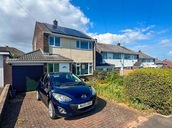 3 Bedroom Link Detached House For Sale In The Deans, Portishead, Bristol, Somerset, BS20