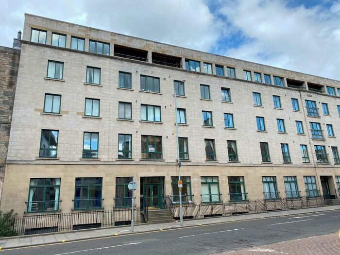 5 Bedroom Flat To Rent In East Fountainbridge, Central, Edinburgh, EH3