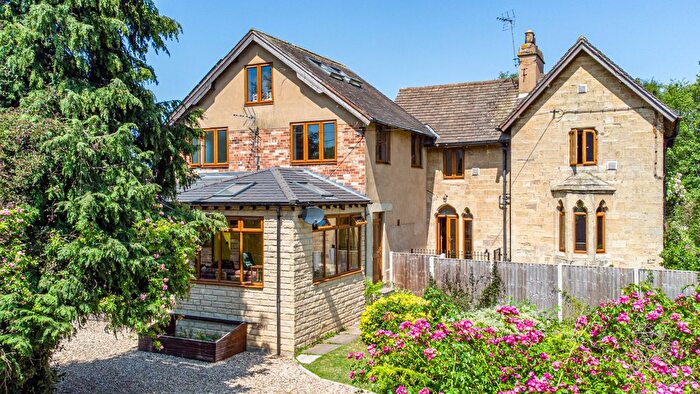 5 Bedroom Semi-Detached House For Sale In Sandwath Lane, Railway Houses, Church Fenton, LS24