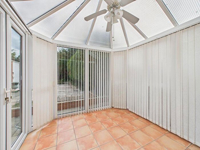 2 Bedroom Detached Bungalow For Sale In Queensferry Gardens, Allenton, DE24