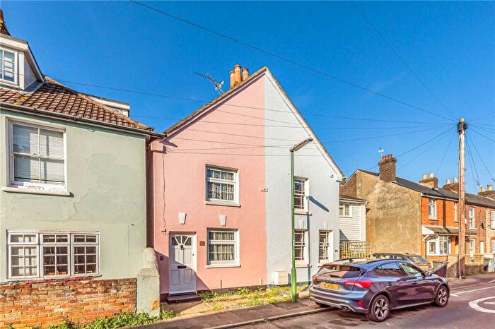 2 Bedroom Semi-Detached House To Rent In Victoria Road, Chichester, West Sussex, PO19