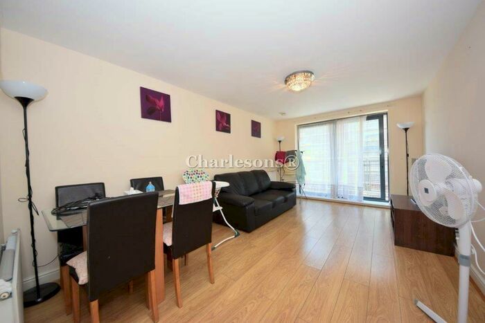 2 Bedroom Apartment To Rent In City Gate House, Gants Hill, IG2
