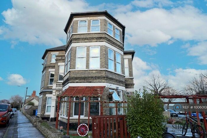 2 Bedroom Flat To Rent In Kirkley Cliff Road, Lowestoft, NR33