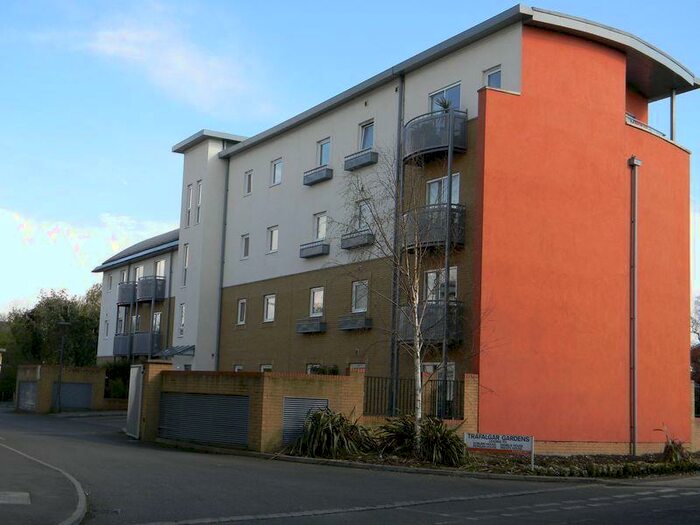 1 Bedroom Flat To Rent In Bedroom - Unfurnished - Trafalgar Gardens, Crawley, RH10