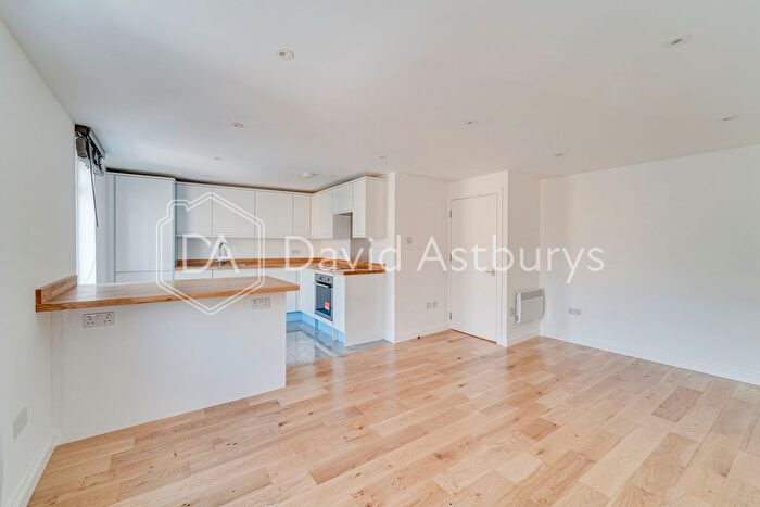 1 Bedroom Flat To Rent In Holloway Road, Holloway, London, N7
