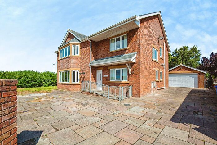 5 Bedroom Detached House For Sale In Field House Lane, Preston, PR3