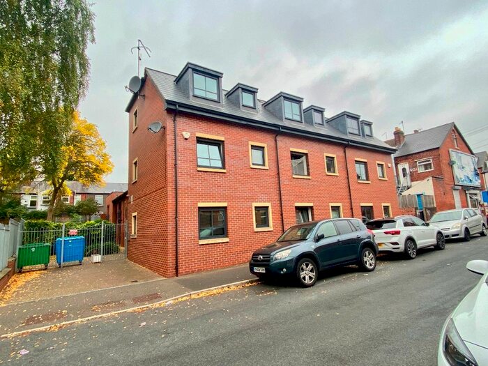 Studio To Rent In Staveley Court, Staveley Road, Sheffield, S8